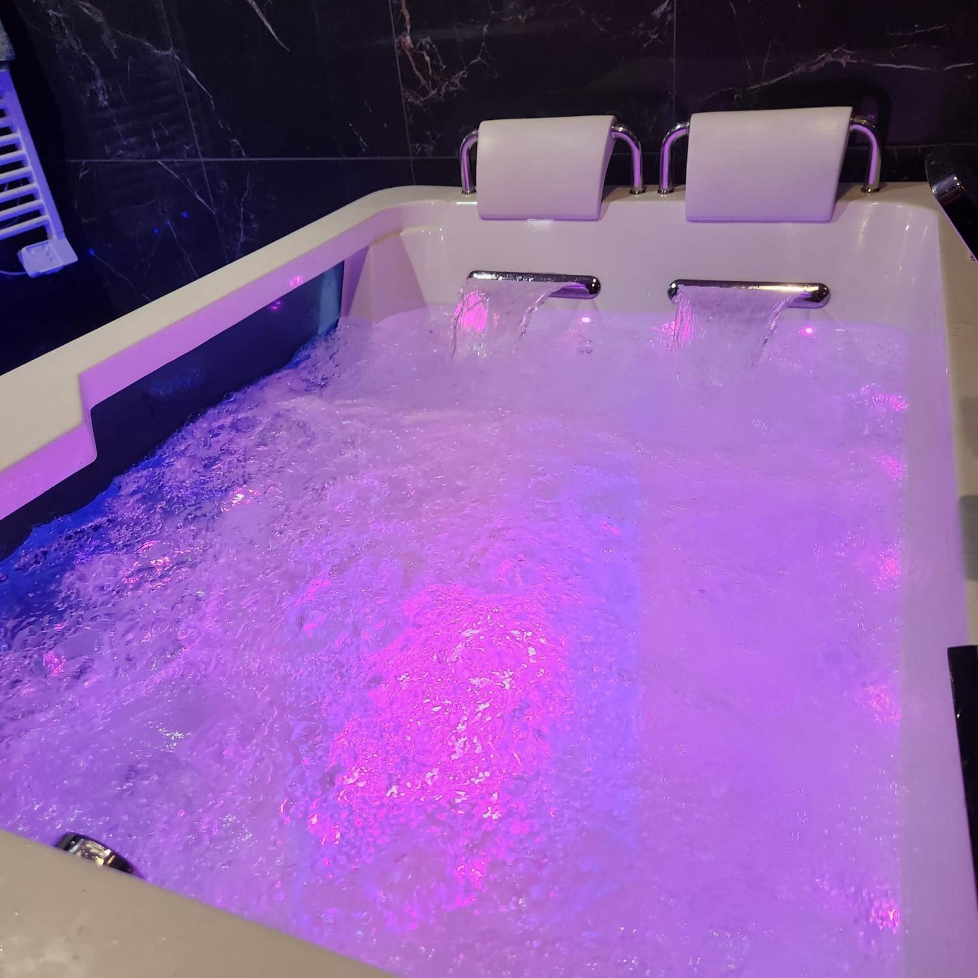 Loveroom По Экстерьер фото